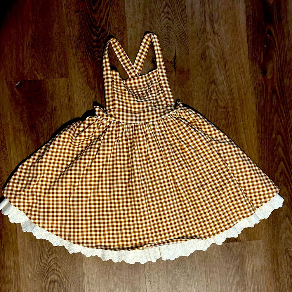 NWT Sweet Honey pinafore